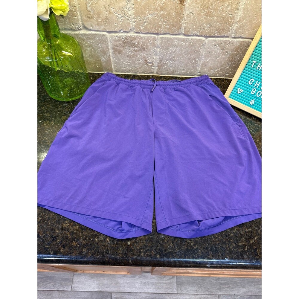 Lululemon Men’s Pace Breaker Lined 9” Shorts Petrol Purple XL Like New